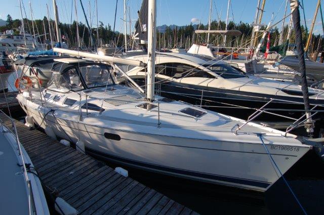 2003 Hunter 386 – SOLD