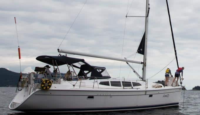 Hunter 39′ – SOLD