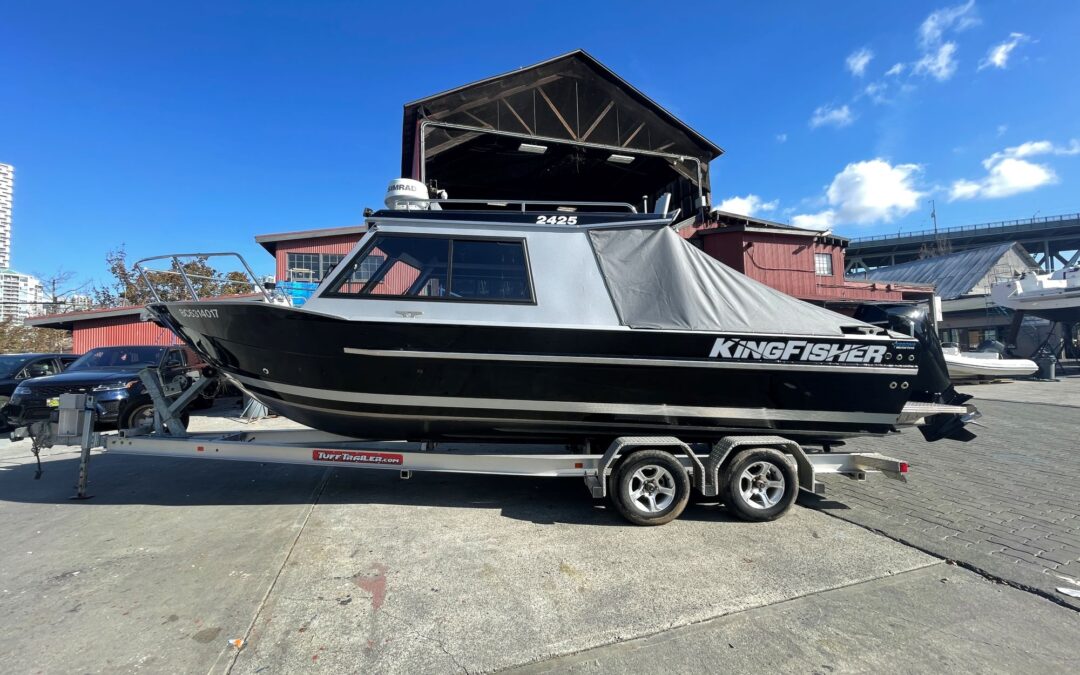 2019 KingFisher 2425 – SOLD