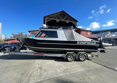 2019 KingFisher 2425 – SOLD