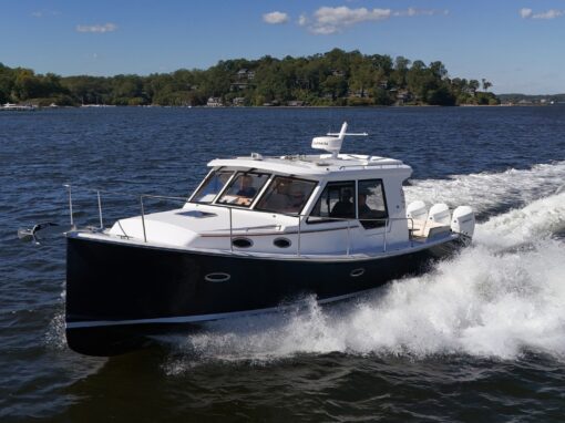 True North 39 Outboard Express